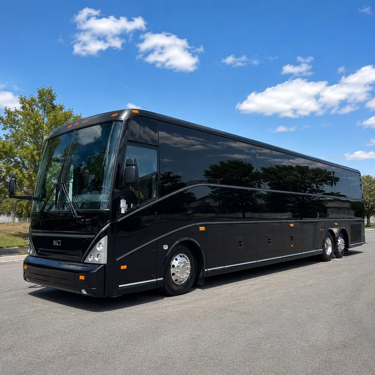 construction crew shuttles and oilfield workforce transportation in midland