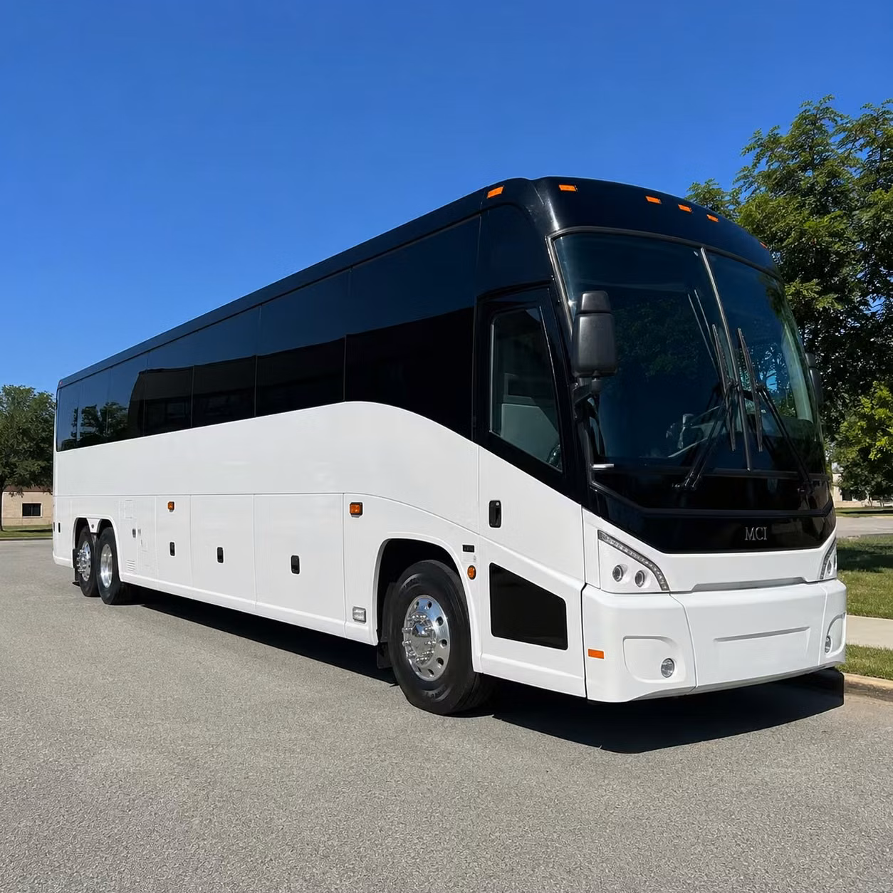 midland charter bus rental fleet